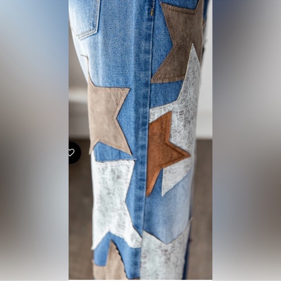 Oli & Hali Denim Jeans with Star Accents - Picture 4 of 4